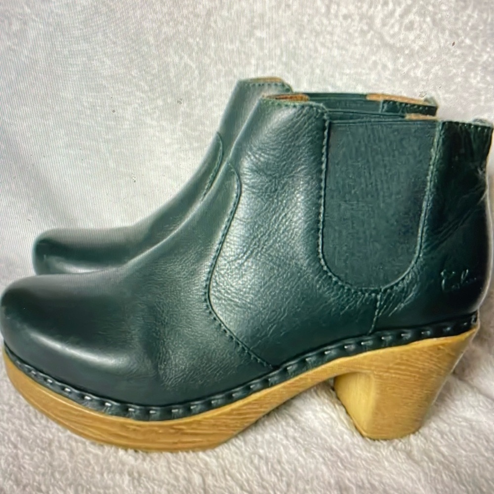 Calou Stockholm Doris Clog ankle Boots Pull On Green Leather